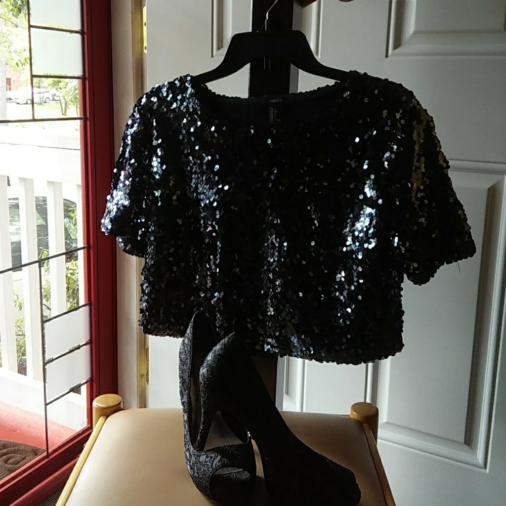 Black Vera Wang Shoes (Great Heels)!!!!